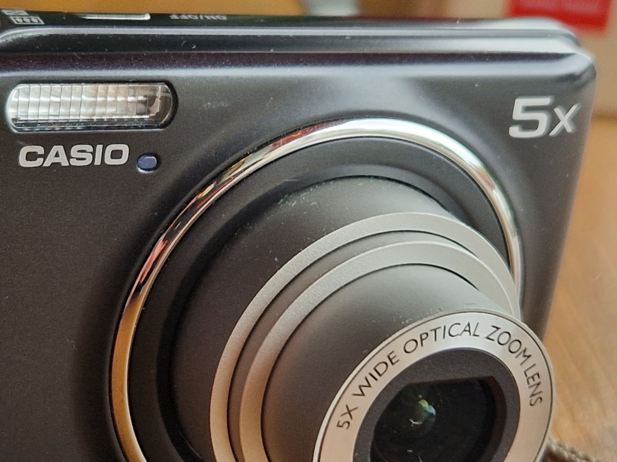 CASIO QV R-300, без забележка, работи перфектно