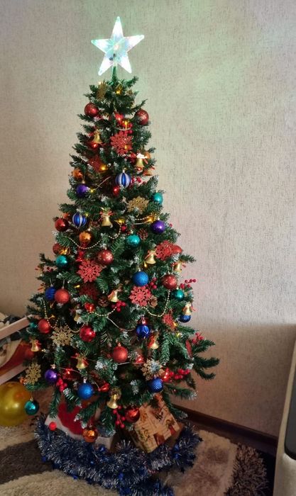 Новогодняя елка   180 см