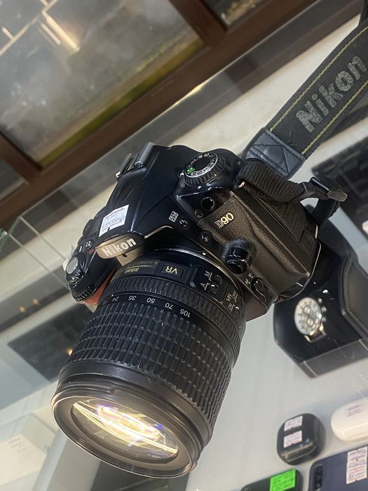 Фотоаппарат Nikon D90