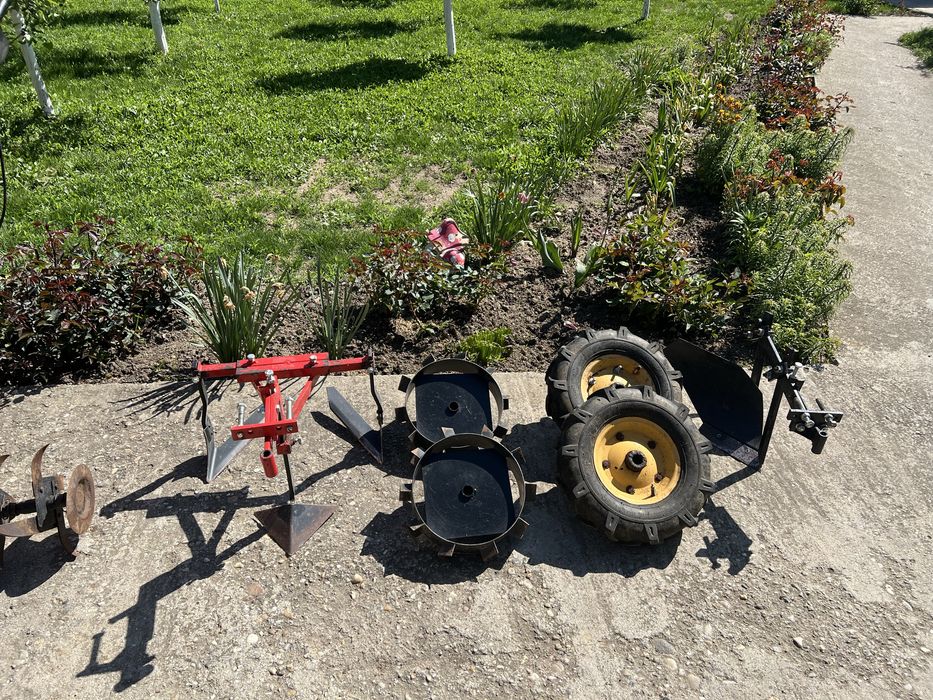 Vând motocultor Mitsubishi GT 600