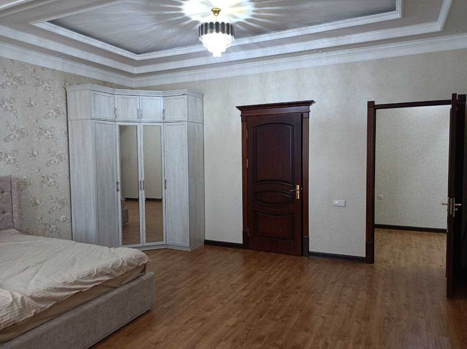 Спецплан квартира 157 кв.м., ориентир Северный вокзал 1 км