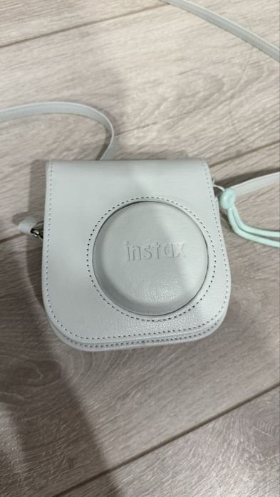 Продам Instax 12