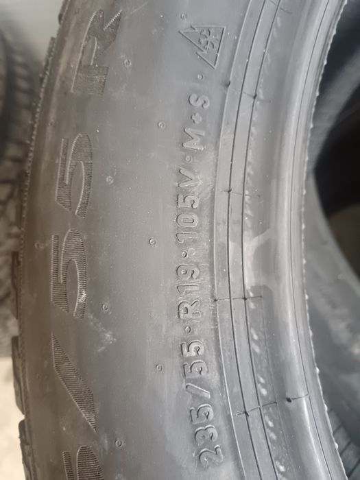 235 55 19 Pirelli Noi