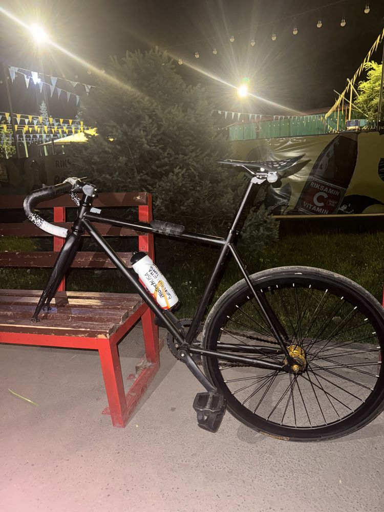 Fixed gear шоссейный велосипед