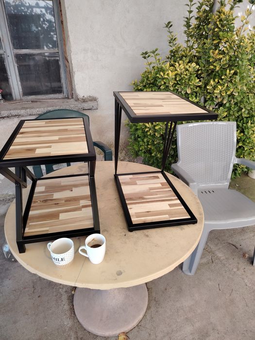 Помощни маси стил лофт