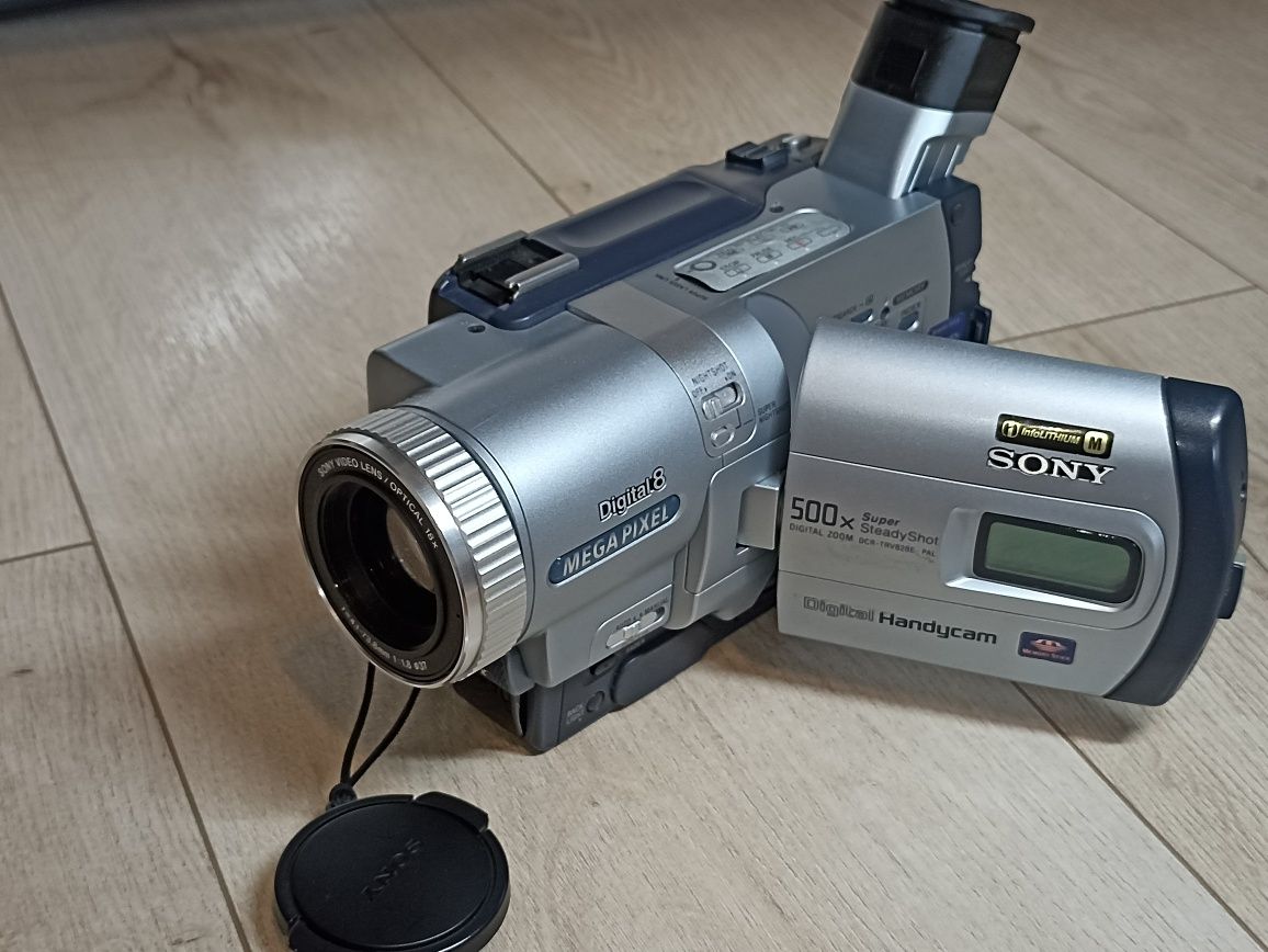 Camera video Handycam Hi8 Sony DCR-TRV828 vintage