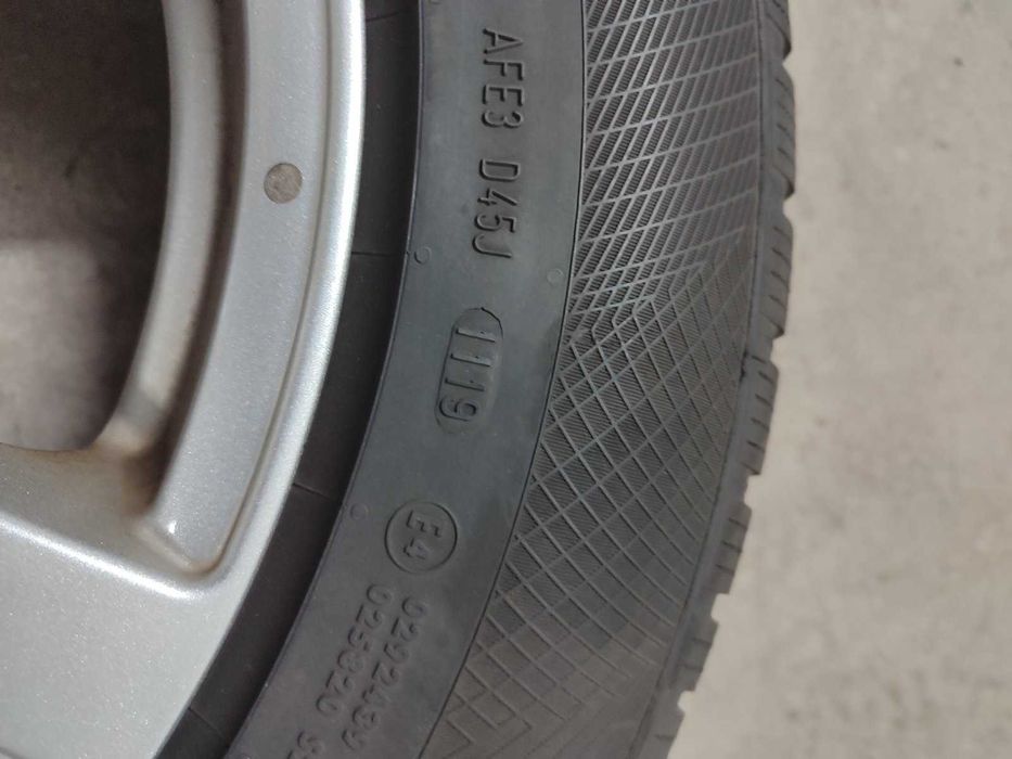 Джанти и гуми 215/65 R17  REF-1055