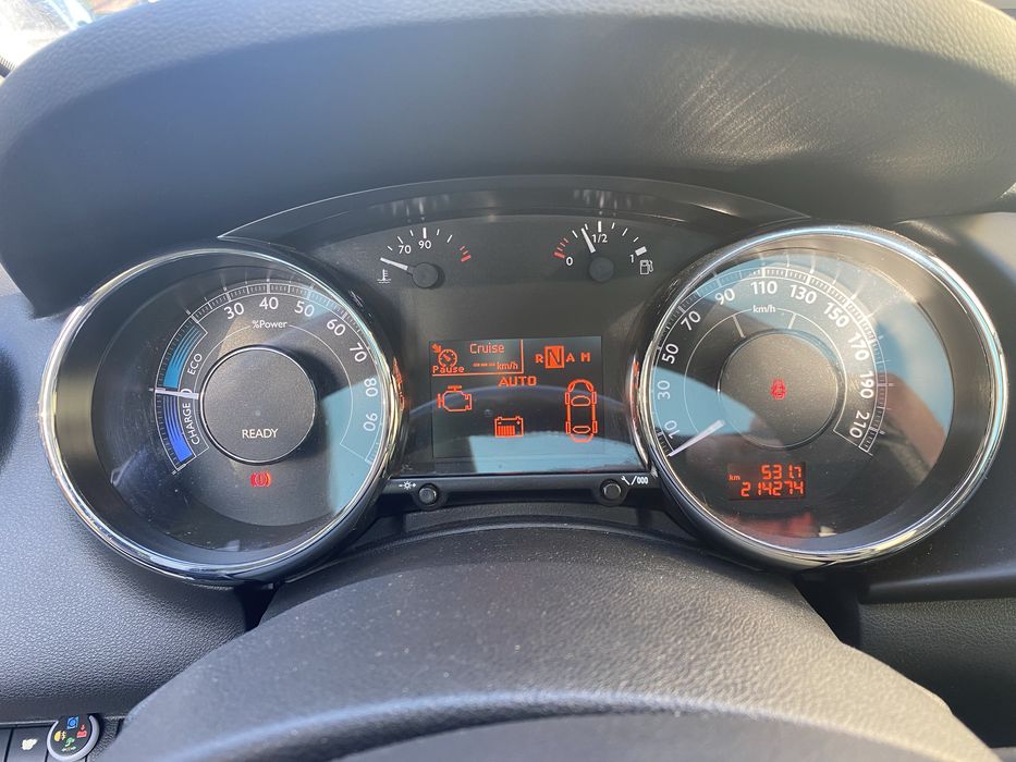 Vand Peugeot 3008 Hibrid Diesel+Electric Automatic 4x4