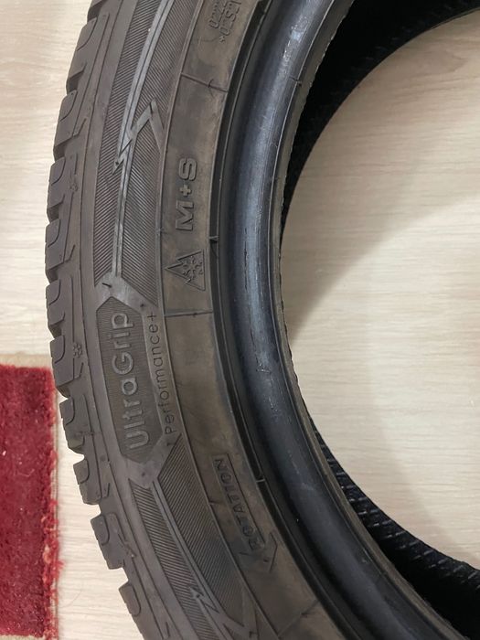 2 anvelope de iarna 225/50/17 Goodyear 2022