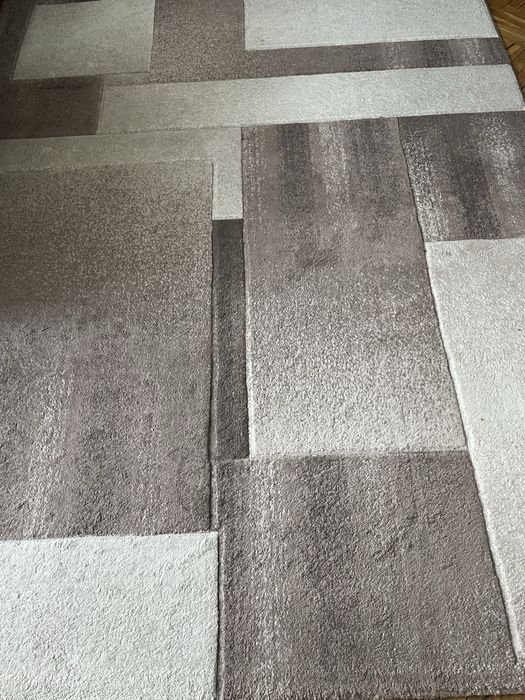 Килим 200/300 като нов -имам   2 броя