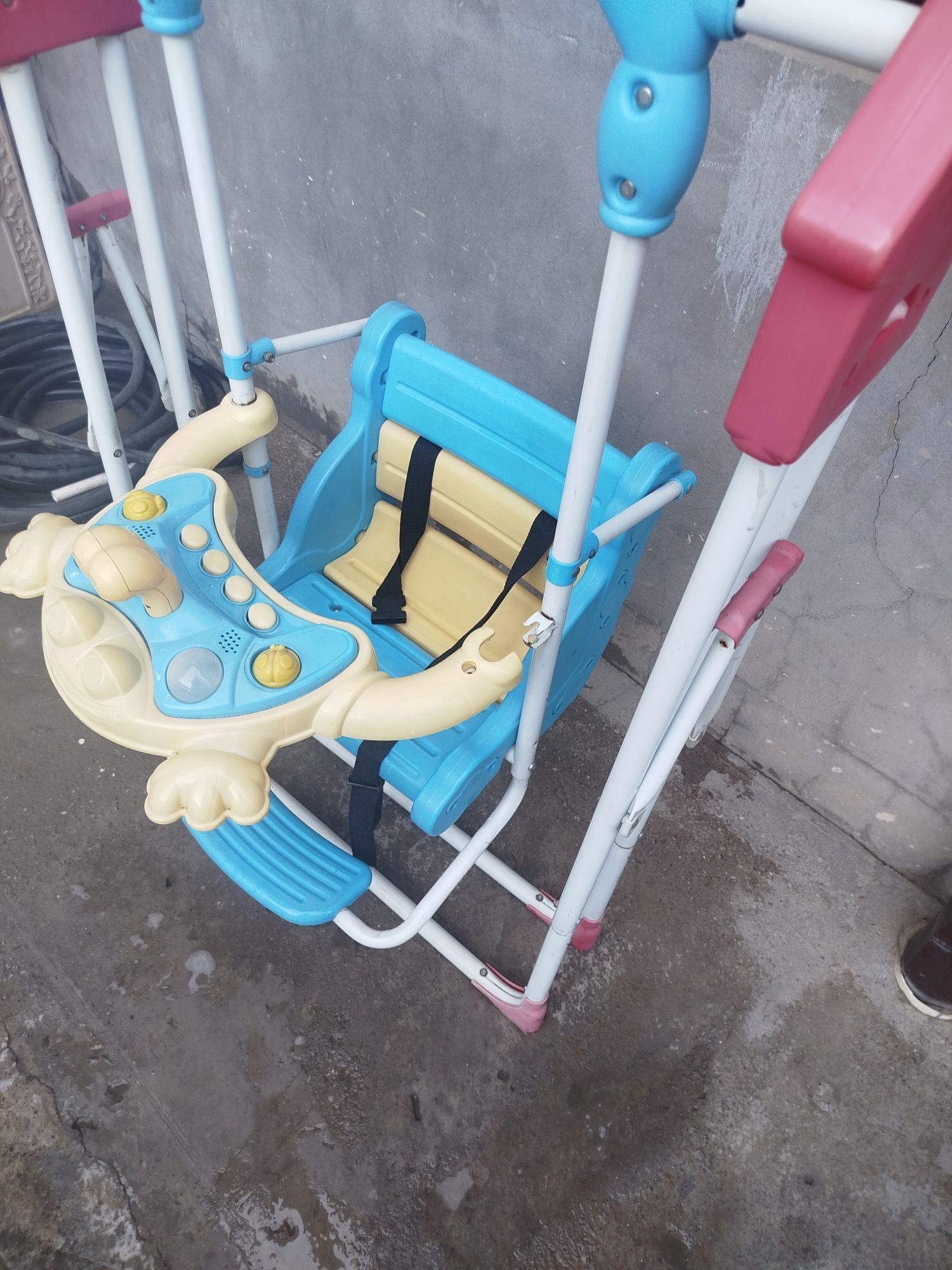 Качеля для малышей