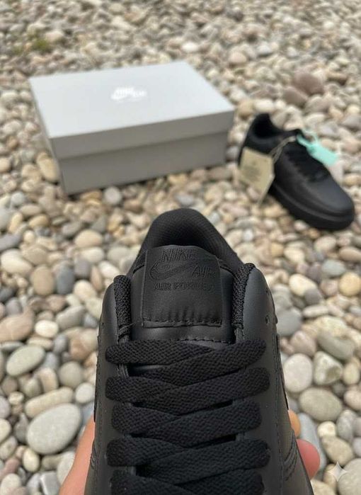 Air Force 1 Triple Black - Adidasi Unisex