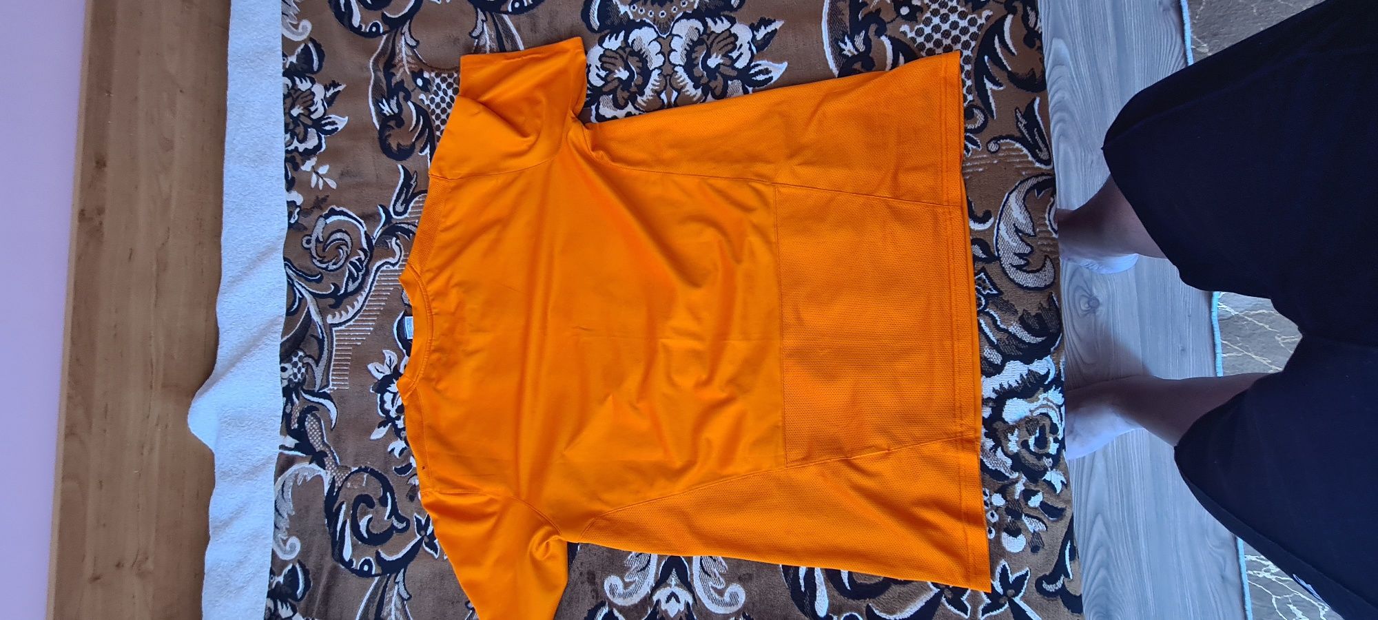 Adidas mngo zapazeni