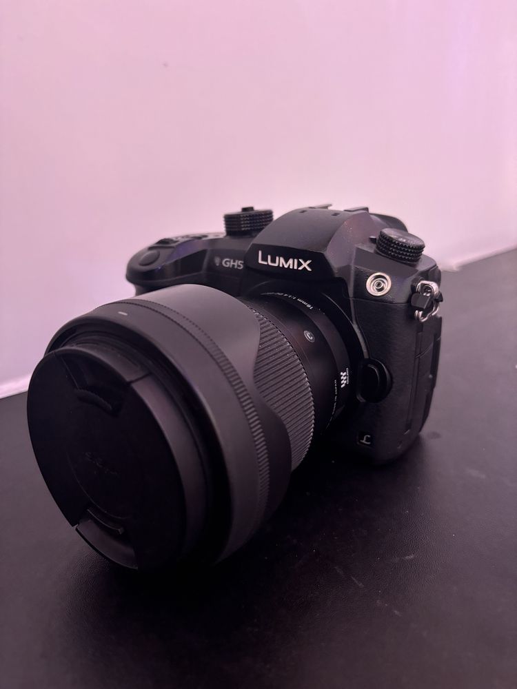 Panasonic Lumix GH5