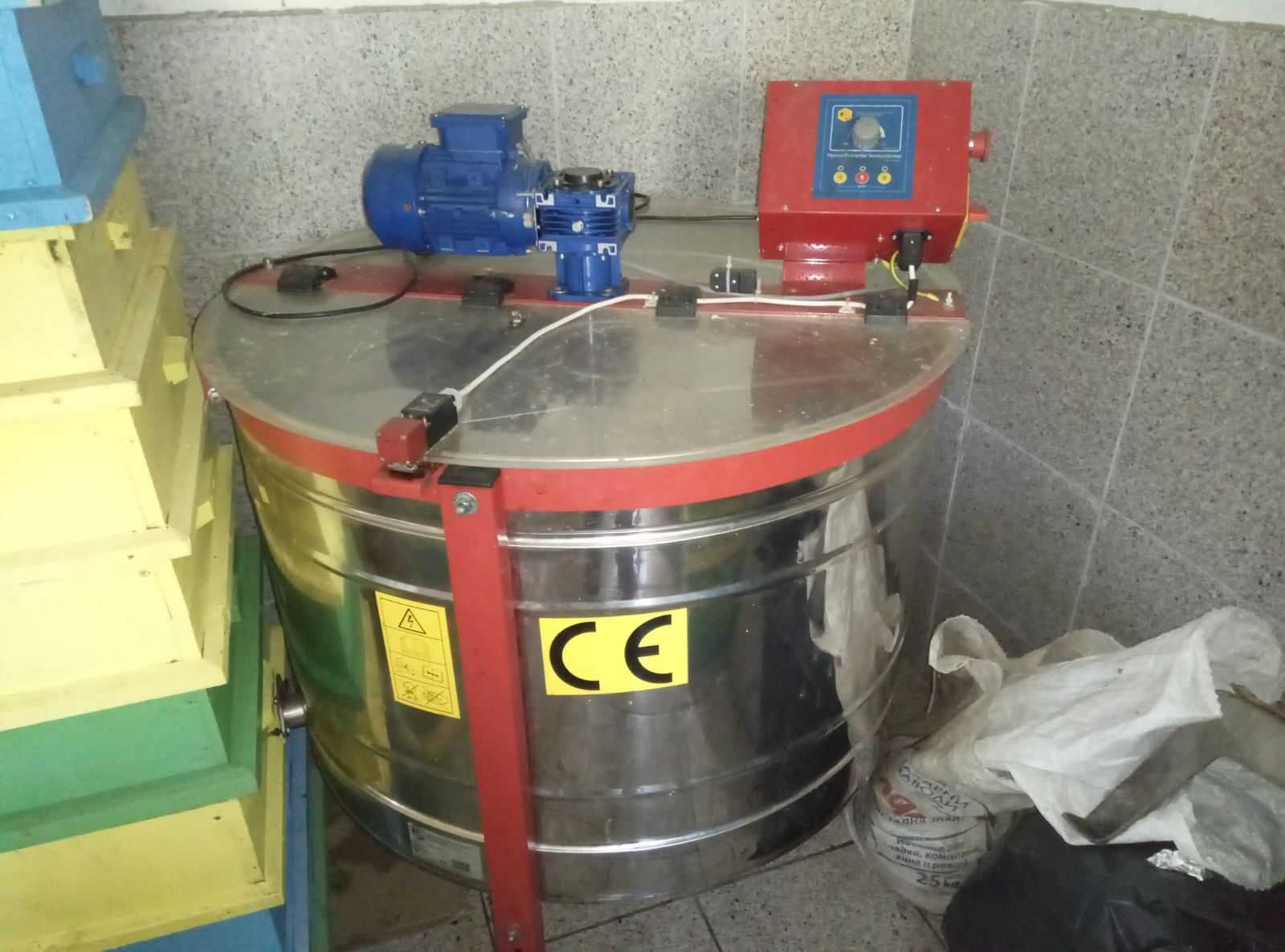 Центрофуга за вадене на мед LYSON BEEKEEPING МОДЕЛ: W2006000G