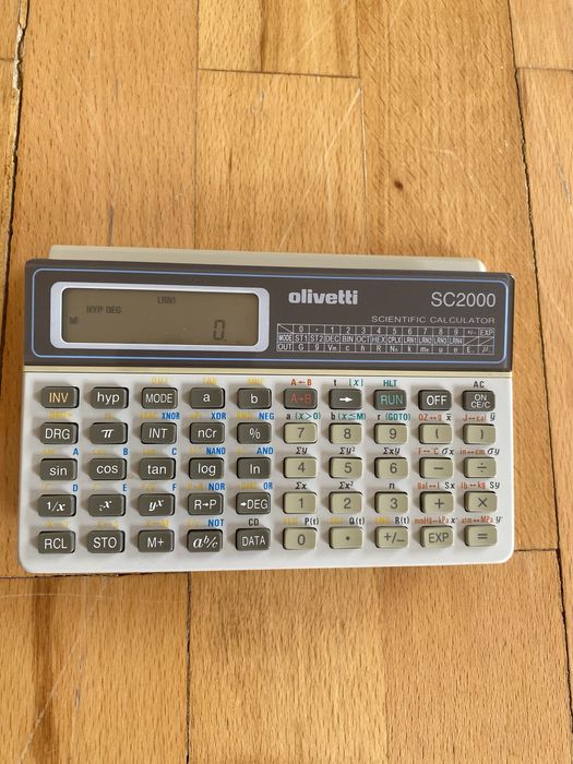 Calculator profesional Olivetti