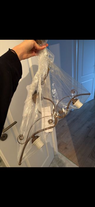 Candelabru tip aplica