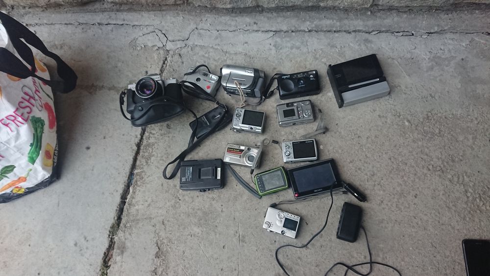 Фотоапарати  различни модели