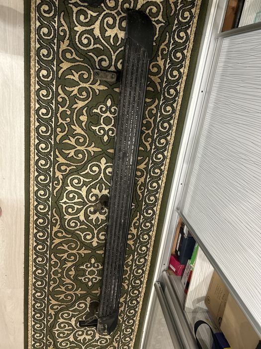 Продам подножку на авто