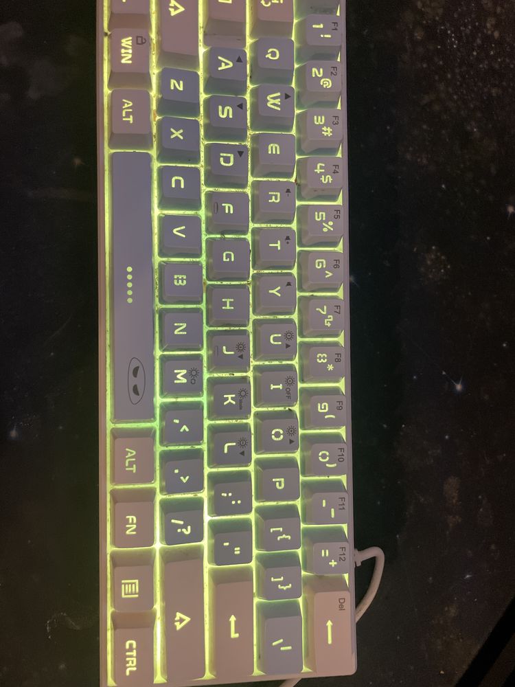 Tastatura mecanica gaming RBG