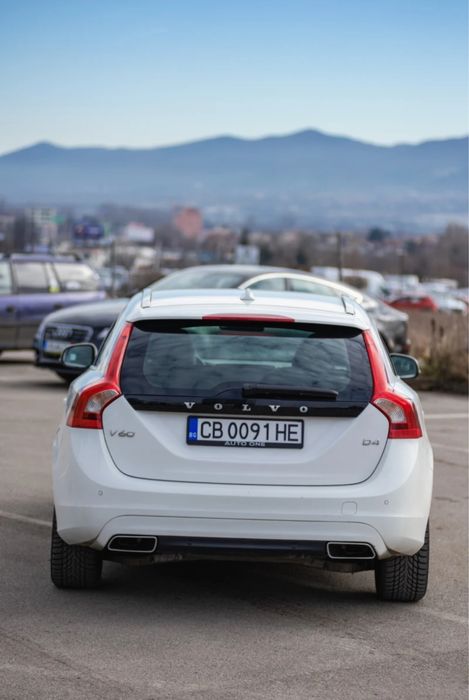 Volvo v60 D4 181 к.с.