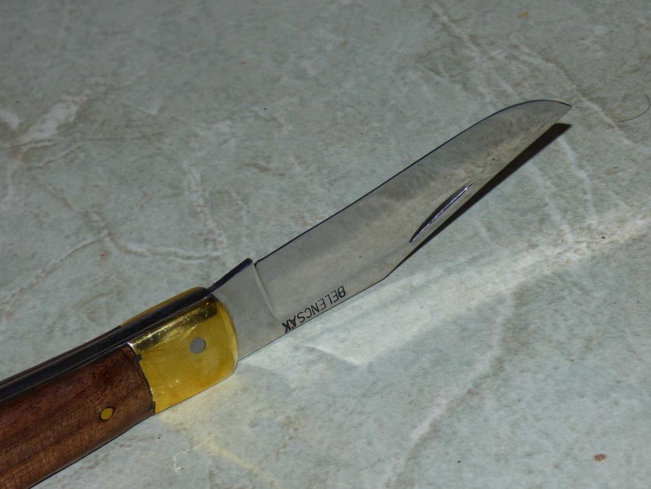 Briceag traditional maghiar Maskara lemn nuc negru Belencsák nou