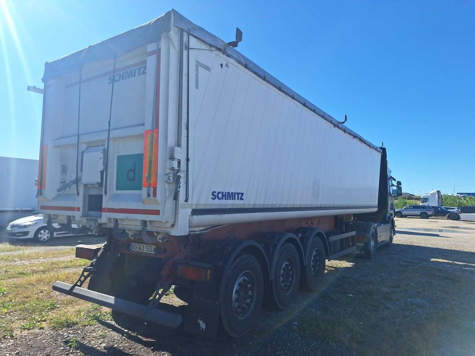 Vand Scania si Schmitz bena cereale