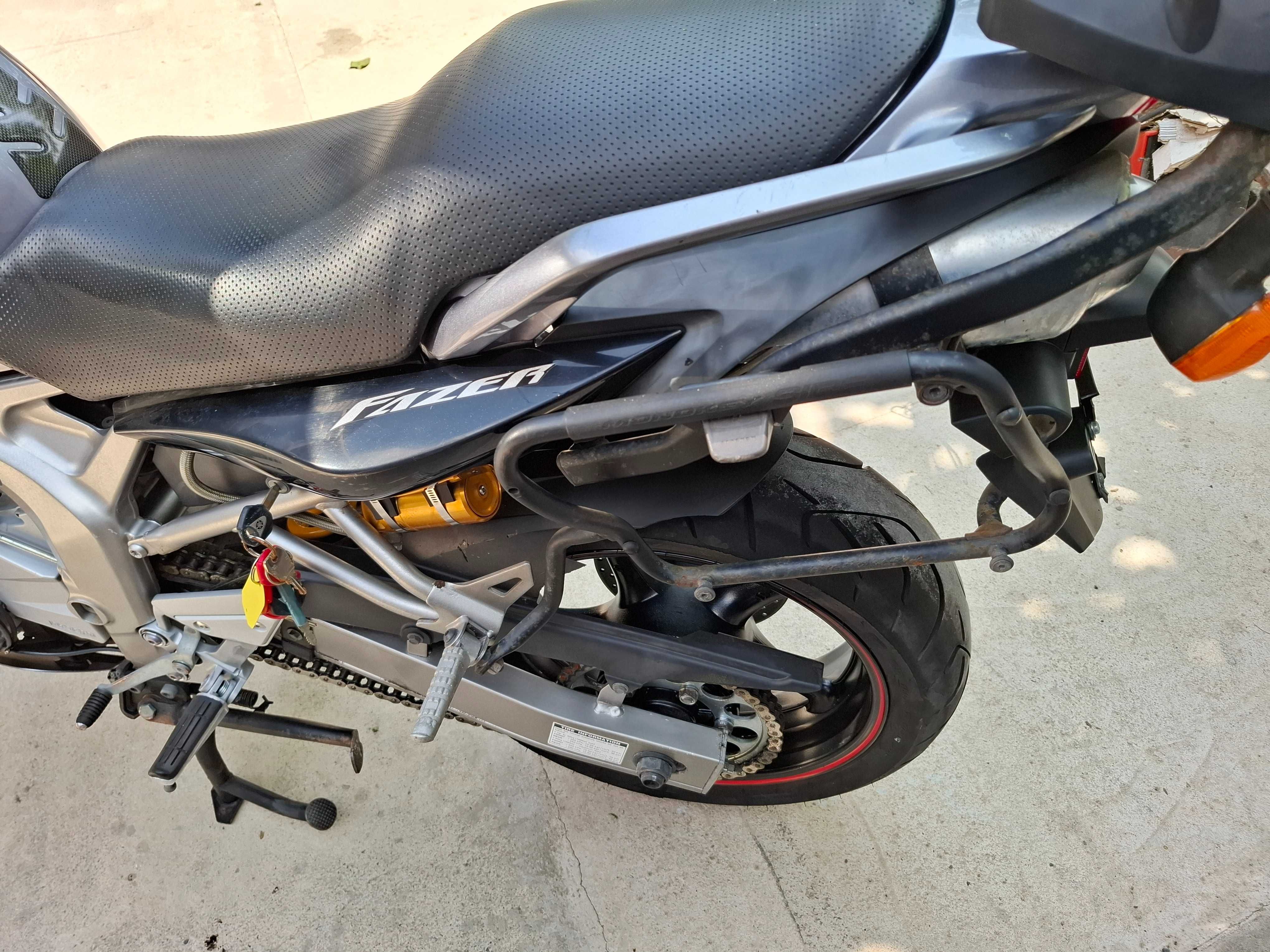 Yamaha Fz6 на части