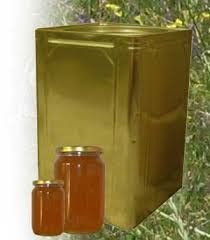 Пчелен мед от би