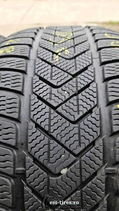 SET 2 Anvelope Iarna 265/50 R19 PIRELLI Scorpion Winter 110H - Runflat