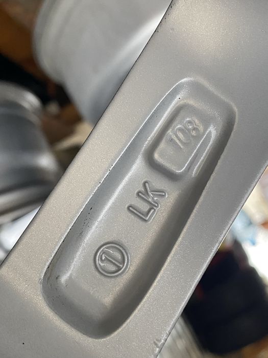 17 цола 5 х 108 Пежо 308 , 3008 , 4008 , Ситроен , Peugeot , Citroen