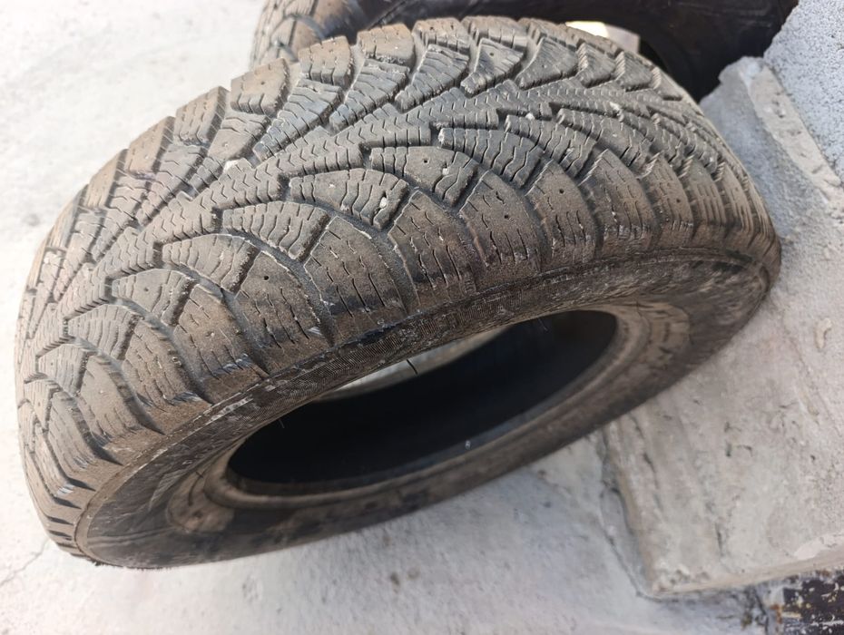 Продам зимние шины