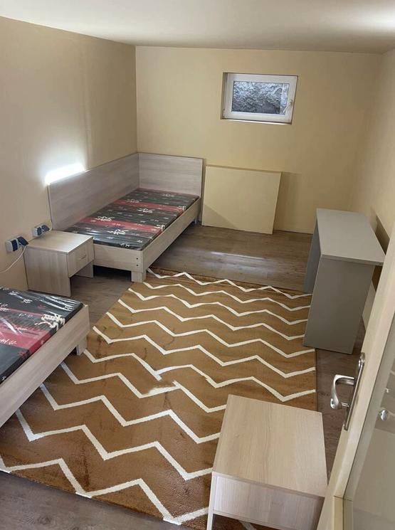 Тристаен апартамент под наем в ж.к. Лозенец, 2205543