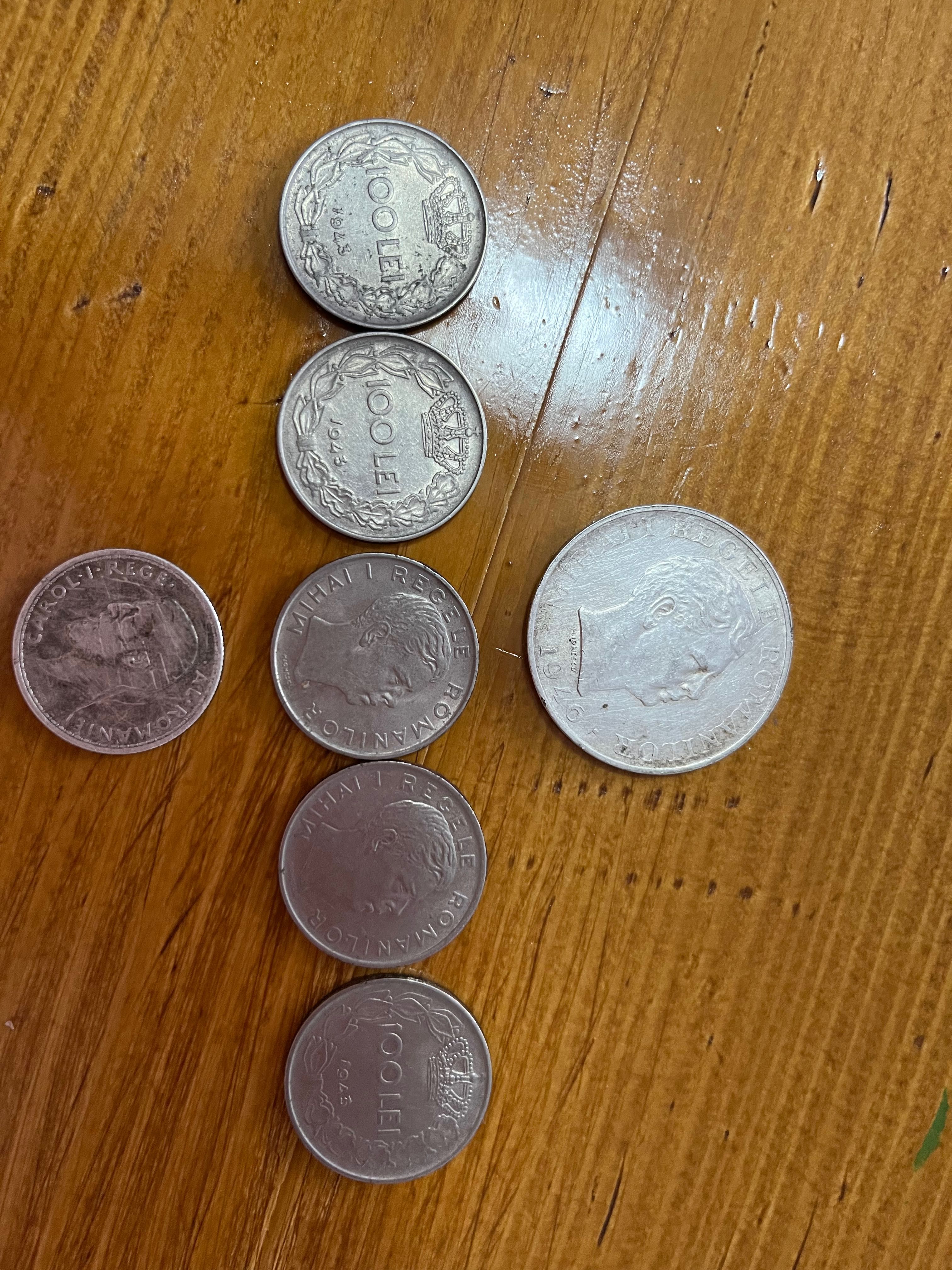 Monede vechi de argint și altele
