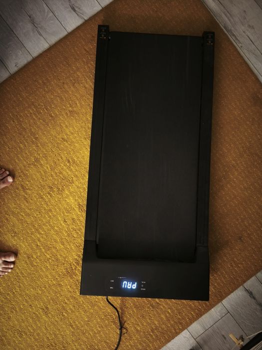 Bandă mers/alergare pentru BIROU (Forte bine întreținută)