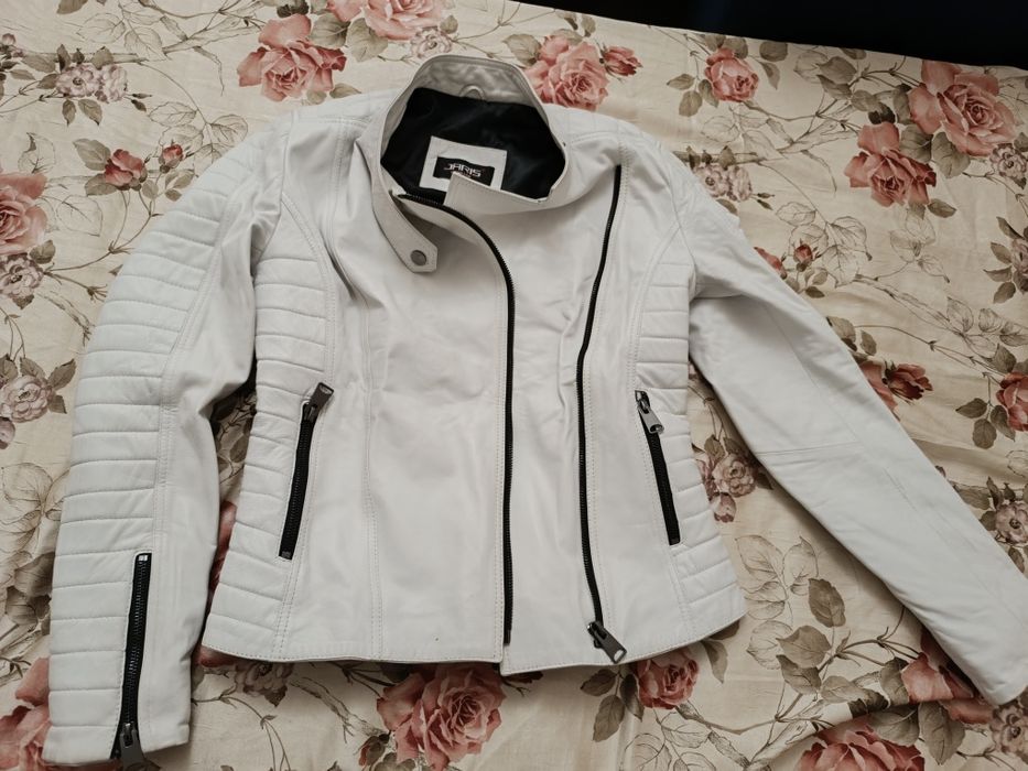 Куртка пиджак в отличном состоянии