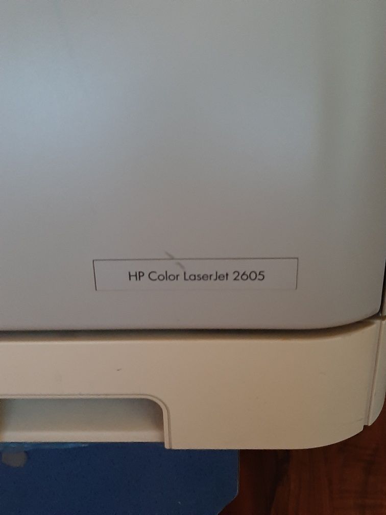 Продаём принтер цветной HP Color Laser Jet