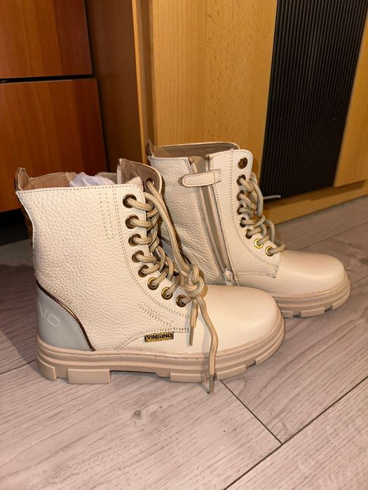 Vand botine piele fete marime 33