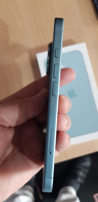 iPhone 16 128 GB.