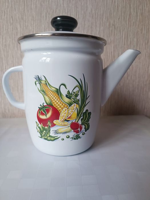 Продам кофейник с рисунком