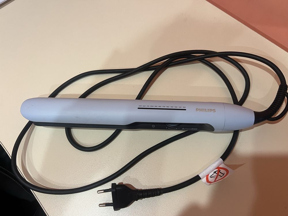 Преса за коса Philips