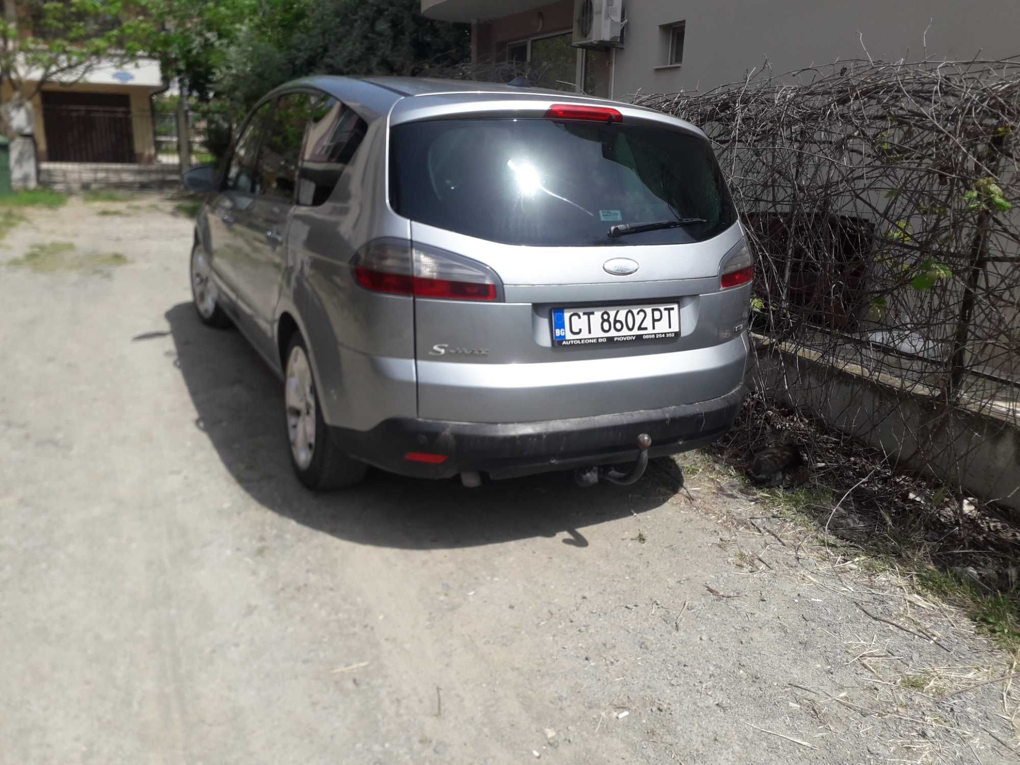 Продавам Ford max