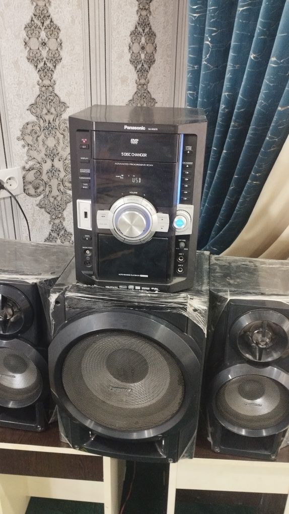 Музыкальный центр