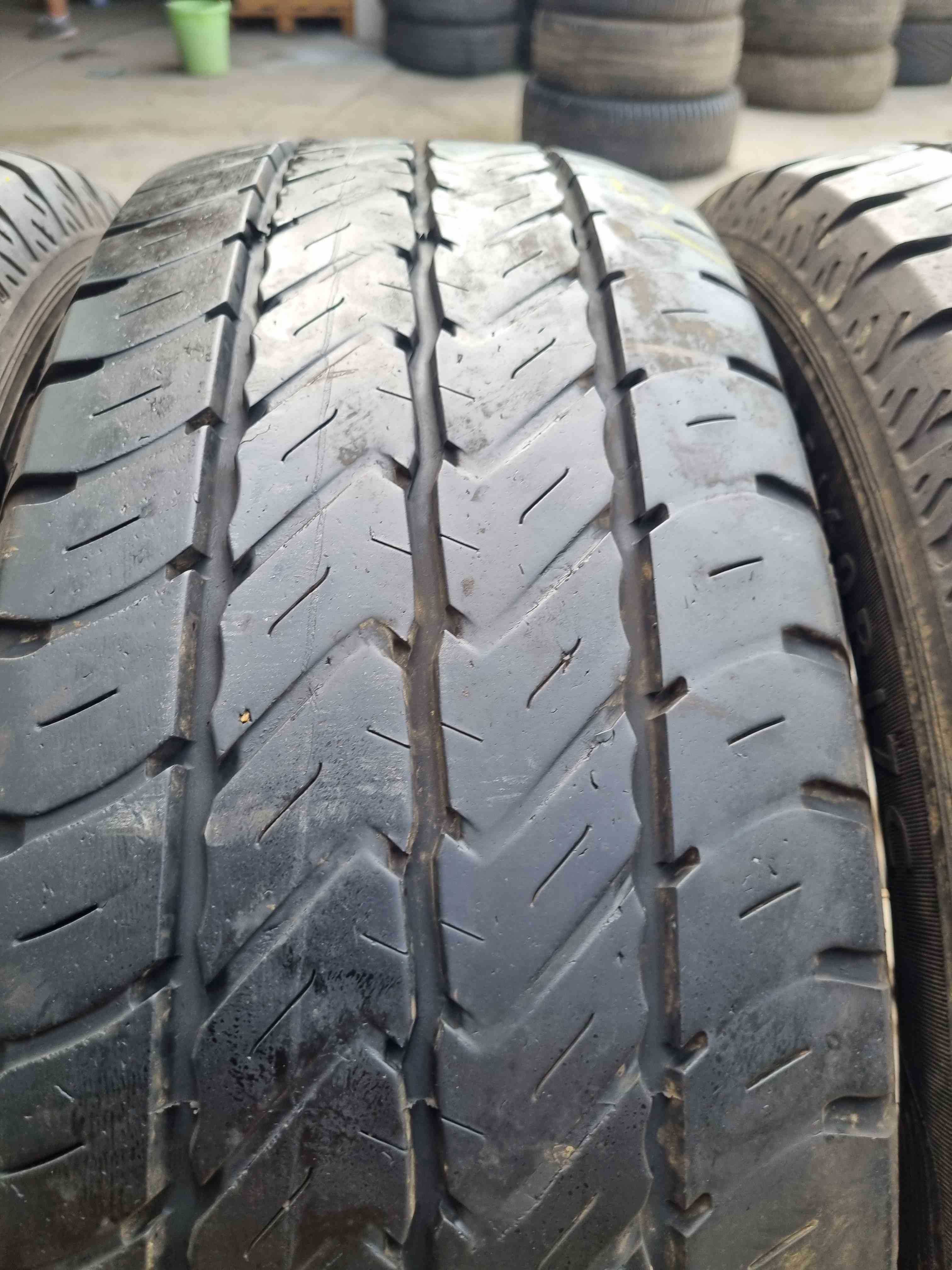 SET 4 Anvelope Vara 215/60 R17C DUNLOP EconoDrive 109/107T