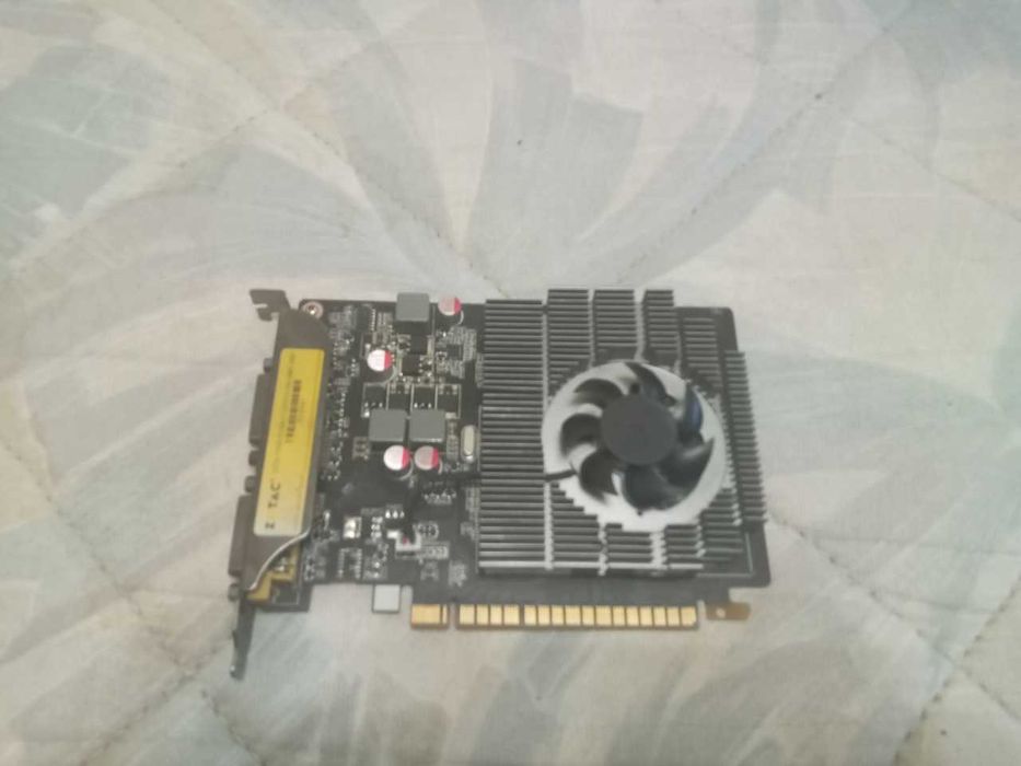 продам видеокарту gt630 на 4 гигабайта
