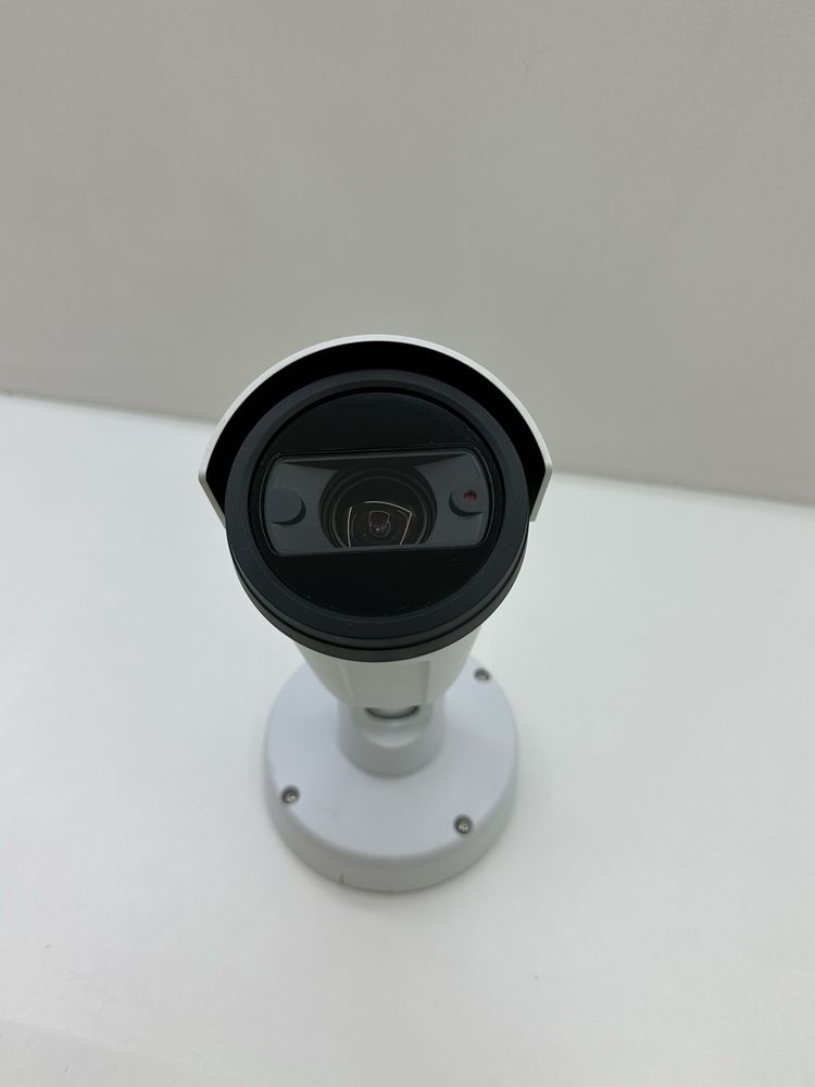 Fane Amanet CAMERĂ DE REȚEA BULLET AXIS P1447-LE (01054-001) 5MP Noua