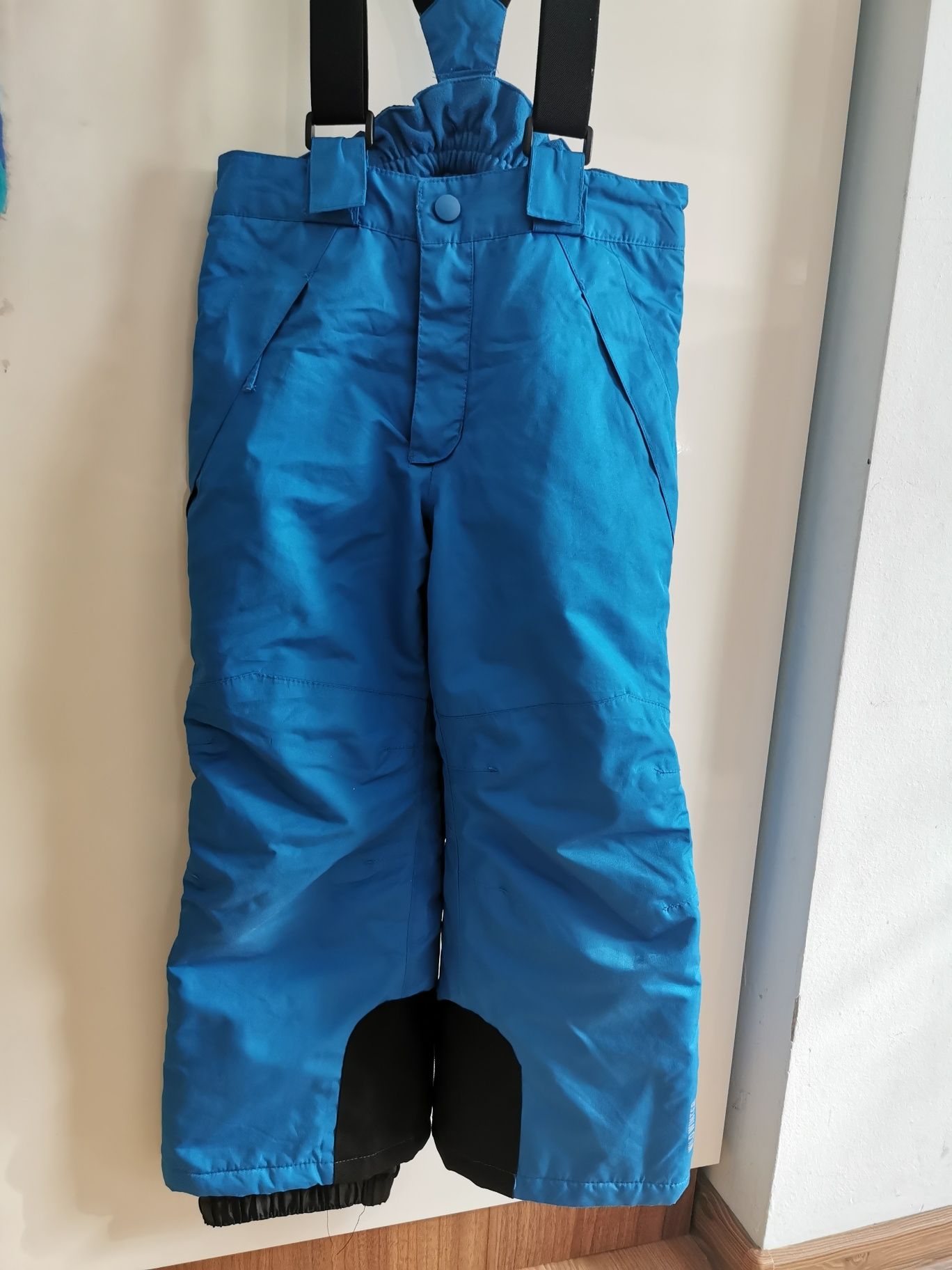 Pantaloni / salopetă cu bretele de iarnă și de schi băieți, 110-116