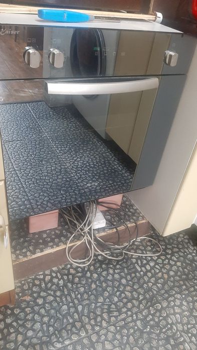 Продаётся комби духовка встраиваемая