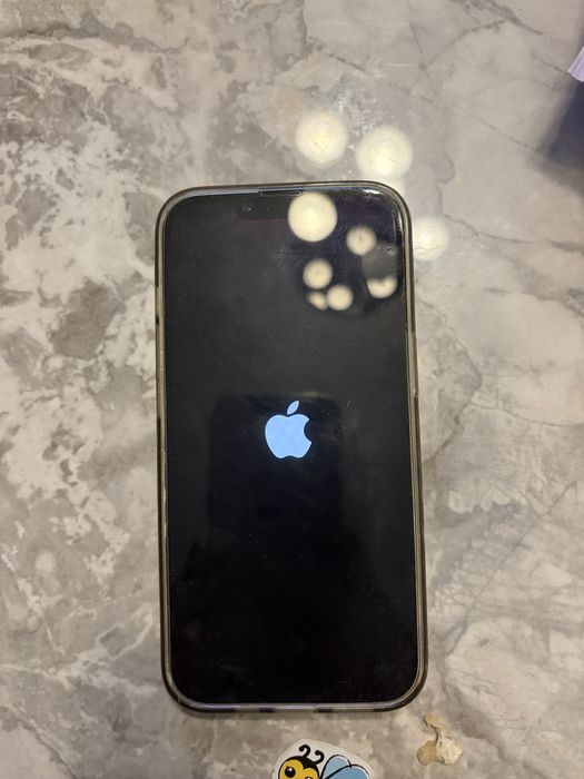 Телефон Iphon 14