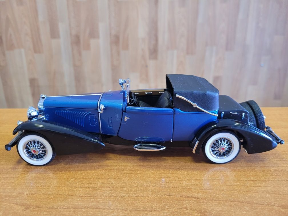 Колекционерска количка Franklin Mint 1/24 1933 Duesenberg J Victoria